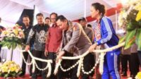 WhatsApp Image 2025-02-16 at 18.53.07 Jenderal Polisi Listyo Sigit Prabowo saat meresmikan Jalan dan Saluran irigasi di Garongan, Panjatan Kulonprogo pada Sabtu (15/2/2025). (Foto: Anung Marganto)