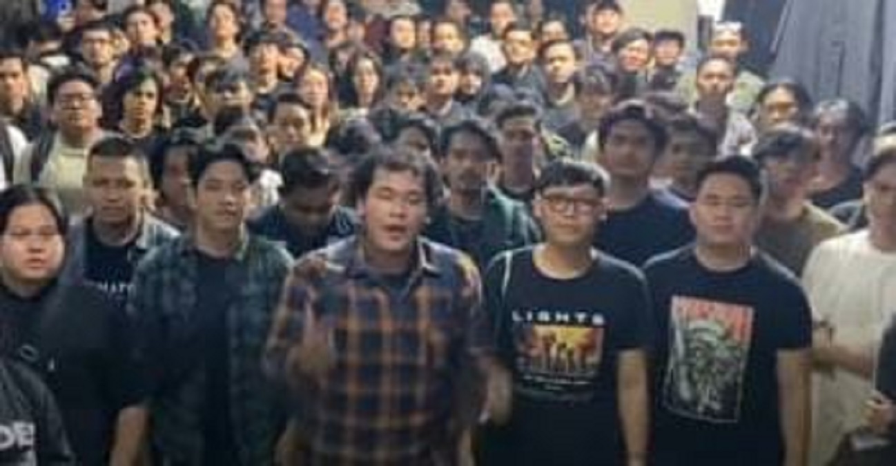 Demo BEM SI di Jakarta desan Presiden Prabowo Subianto cabut Inpres Nomor 1 Tahun 2025.