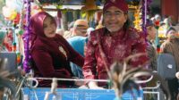 Agus Gondrong himbau pedangang pasar Kliwon Temanggung terbit dan taat aturan agar semua kebagian rezeki.
