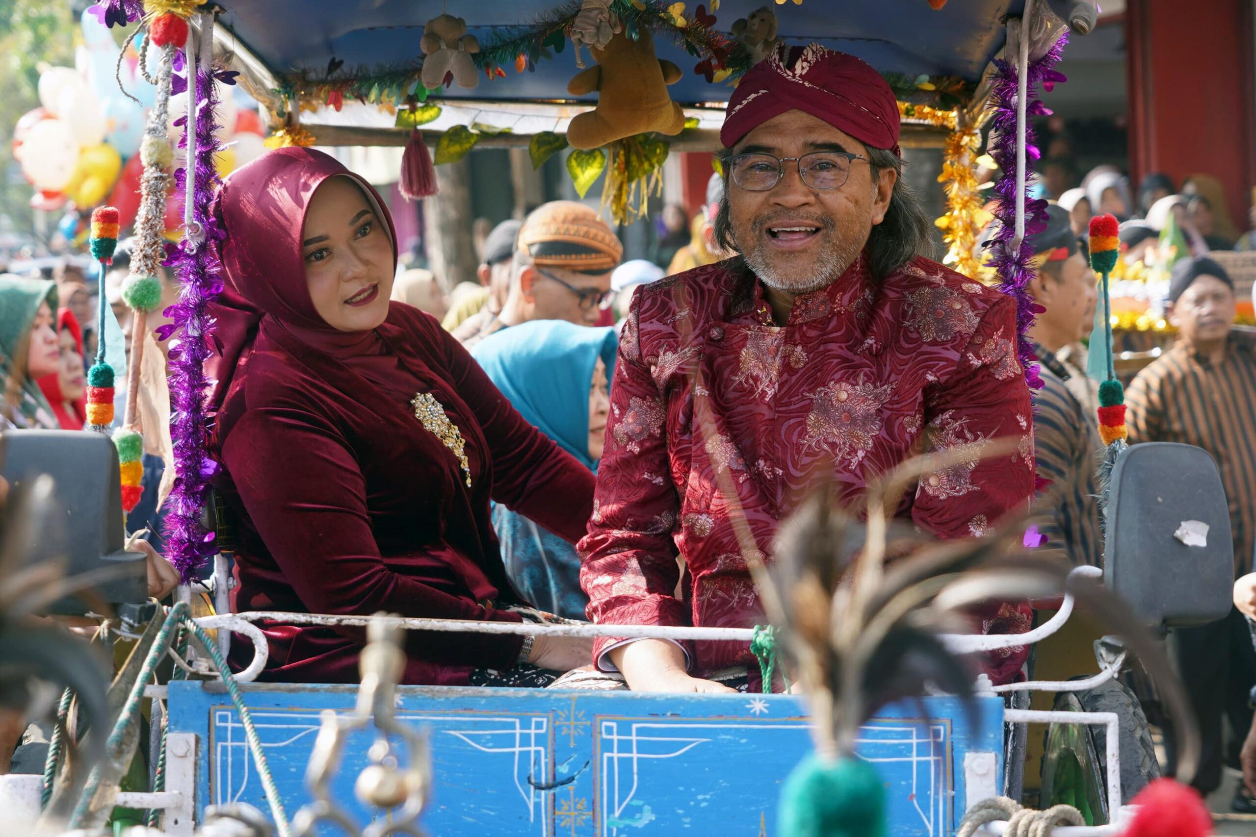 Agus Gondrong himbau pedangang pasar Kliwon Temanggung terbit dan taat aturan agar semua kebagian rezeki.