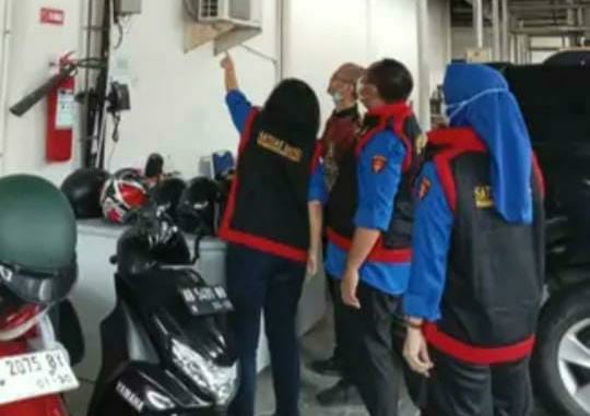 Penyidik Kejati DIY amankan 34 dokumen dari Kantor Diskominfo Sleman terkait dugaan korupsi pengadaan bandwith dan sewa DRC.