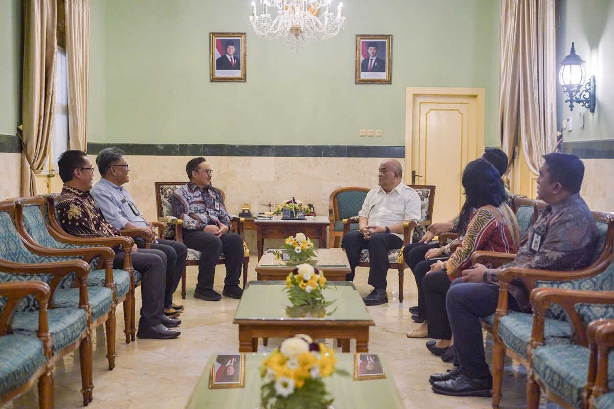 Wali Kota Yogyakarta Hasto Wardoyo melakukan audiensi dengan Wakil Gubernur DIY, KGPAA Paku Alam X terkait pelaksanaan Jaringan Kota Pusaka Indonesia (JKPI) 2025.