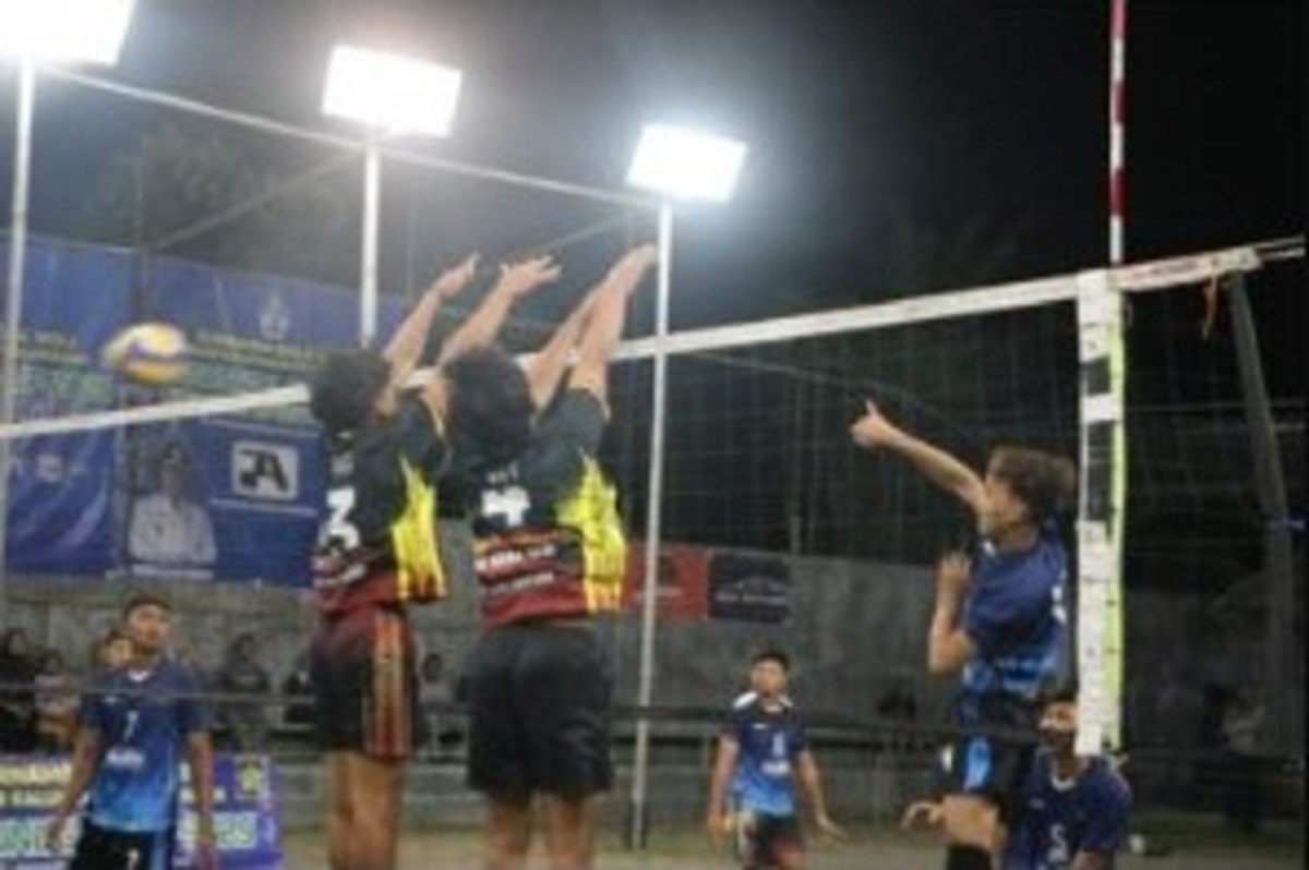 Turnamen voli antar Kelurahan/Desa Manunggal Cup 2025 meriahkan peringatan HUT ke-74 Kulon Progo.