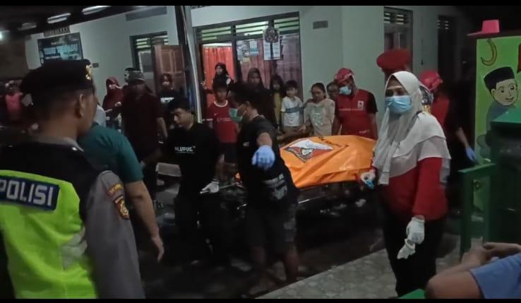 SDA (40)warga Godean Sleman ditemukan meninggal dunia di masjid UNUS Kalibawang, Kulon Progo.