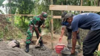antusias-gotong-royong-peletakan-batu-pertama-jembatan-garuda-di-kulon-progo-anom-bagaskororadar-jogja-fyWWt