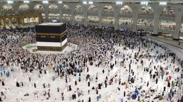 Ilustrasi ibadah umrah di tanah suci. (Foto: Pixabay/radiefrmadna)