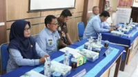 rapat.jpg